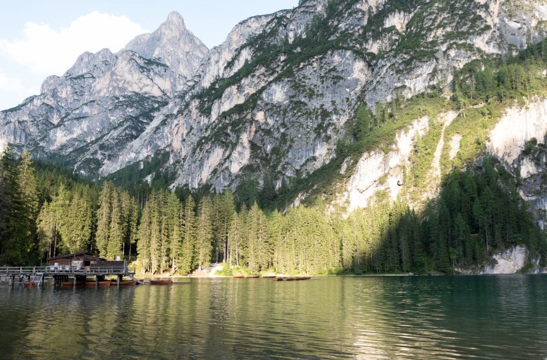 Lago di Braies sous la lumière du soir