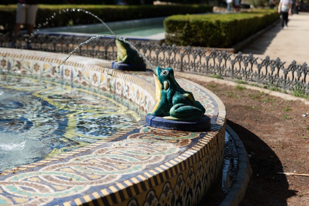 Fontaine au Parc Maria Luisa à Séville