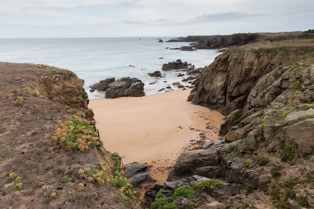 crique sauvage île d'yeu