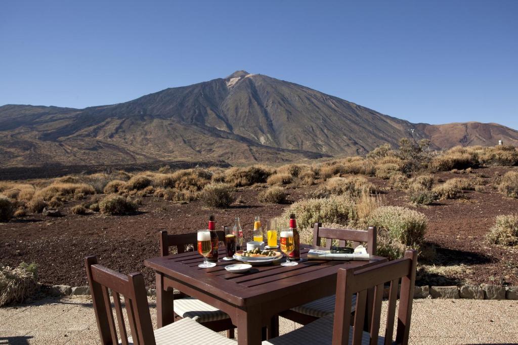 Vue sur le Teide depuis l'hôtel Parador de Las Cañadas del Teide à Tenerife