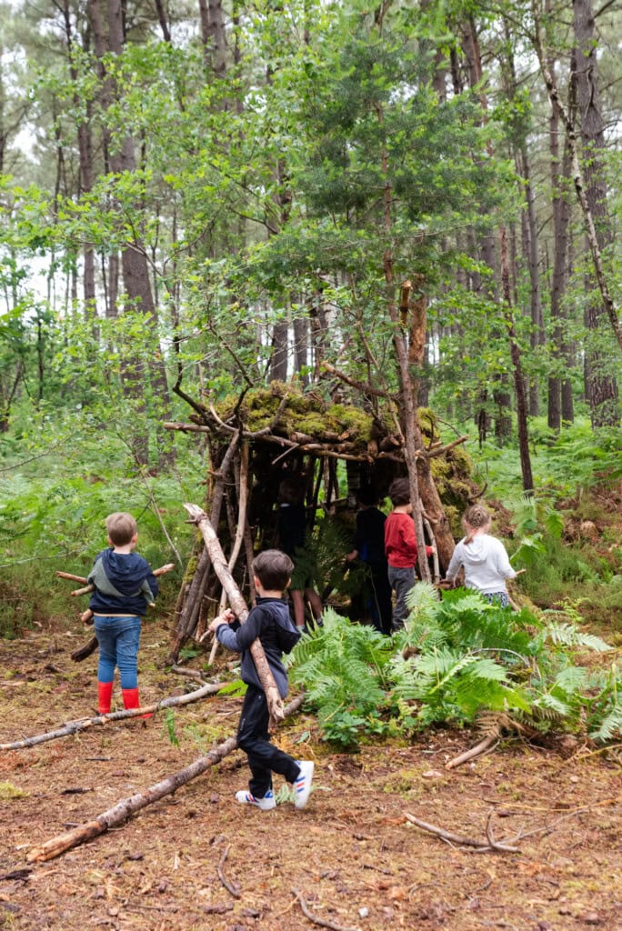 construire une cabane atelier trappeurs huttopia rille